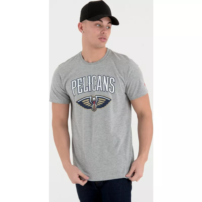 camiseta-de-manga-corta-gris-de-new-orleans-pelicans-nba-de-new-era