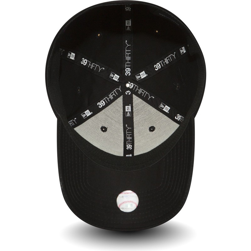 gorra-curva-negra-con-logo-negro-ajustada-39thirty-classic-de-new-york-yankees-mlb-de-new-era