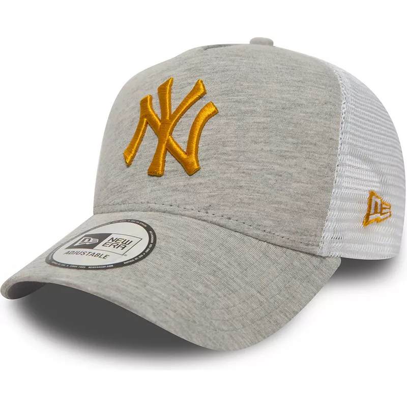 gorra-trucker-gris-con-logo-amarillo-9forty-essential-jersey-de-new-york-yankees-mlb-de-new-era