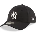 gorra-curva-negra-ajustable-9twenty-nylon-packable-de-new-york-yankees-mlb-de-new-era