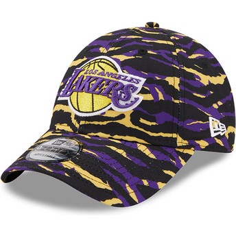 Gorra curva camuflaje violeta y amarillo ajustable 9FORTY All Over Urban Print de Los Angeles Lakers NBA de New Era