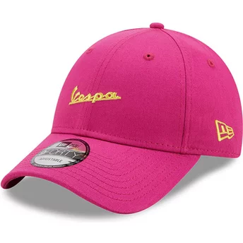 Gorra curva rosa ajustable 9FORTY Essential de Vespa Piaggio de New Era