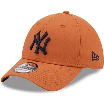 Gorra curva marrón ajustada 39THIRTY League Essential de New York Yankees MLB de New Era