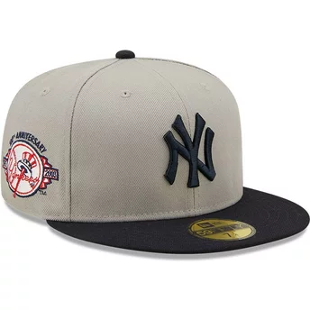 Gorra plana gris y azul marino ajustada 59FIFTY Parche Lateral de New York Yankees MLB de New Era