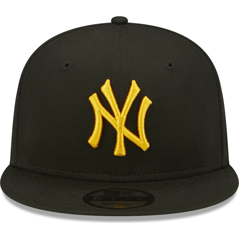 gorra-plana-negra-snapback-con-logo-amarillo-9fifty-league-essential-de-new-york-yankees-mlb-de-new-era