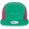 gorra-plana-verde-y-rosa-ajustable-camper-polartec-fleece-de-new-era