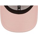gorra-curva-rosa-ajustable-con-logo-blanco-9forty-league-essential-de-new-york-yankees-mlb-de-new-era