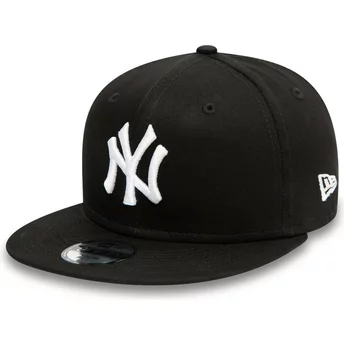 Gorra plana negra snapback para niño 9FIFTY Essential de New York Yankees MLB de New Era