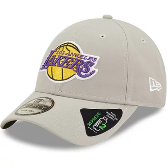 Gorra curva gris ajustable 9FORTY Repreve de Los Angeles Lakers NBA de New Era