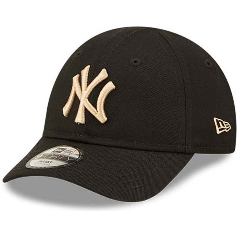 gorra-curva-negra-ajustable-para-nino-pequeno-con-logo-beige-9forty-league-essential-de-new-york-yankees-mlb-de-new-era