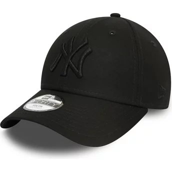 Gorra curva negra ajustable para niño con logo negro 9FORTY League Essential de New York Yankees MLB de New Era