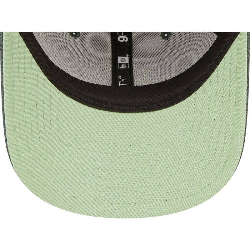 gorra-curva-verde-ajustable-con-logo-verde-9forty-jersey-essential-de-new-york-yankees-mlb-de-new-era