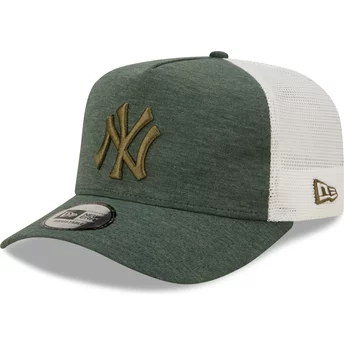 Gorra trucker verde con logo verde A Frame Jersey Essential de New York Yankees MLB de New Era