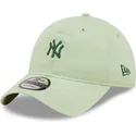 gorra-curva-verde-claro-ajustable-con-logo-verde-9twenty-mini-logo-de-new-york-yankees-mlb-de-new-era