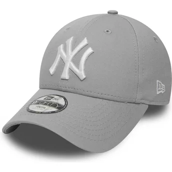 Gorra curva gris ajustable para niño 9FORTY Essential de New York Yankees MLB de New Era