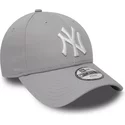 gorra-curva-gris-ajustable-para-nino-9forty-essential-de-new-york-yankees-mlb-de-new-era