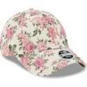 gorra-curva-beige-ajustable-con-logo-rosa-para-mujer-9forty-floral-cord-de-new-york-yankees-mlb-de-new-era