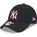 gorra-curva-negra-ajustable-con-logo-rosa-9forty-neon-de-new-york-yankees-mlb-de-new-era