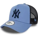 gorra-trucker-azul-con-logo-azul-marino-a-frame-league-essential-de-new-york-yankees-mlb-de-new-era