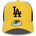gorra-trucker-amarilla-y-negra-con-logo-negro-a-frame-league-essential-de-los-angeles-dodgers-mlb-de-new-era