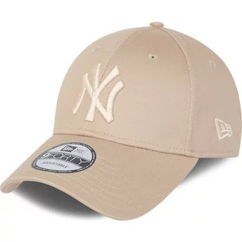 Gorra curva beige ajustable con logo beige 9FORTY League Essential de New York Yankees MLB de New Era
