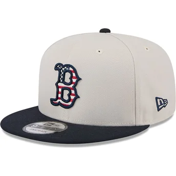Gorra plana beige y azul marino snapback 9FIFTY 4th of July de Boston Red Sox MLB de New Era