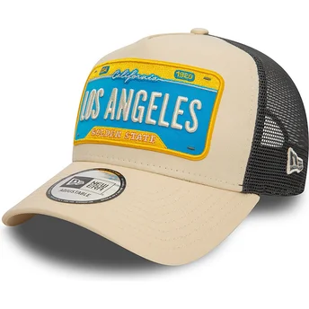 Gorra trucker beige y negra A Frame License Plate de Los Angeles Ciudades y Playas de New Era