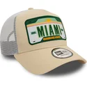 gorra-trucker-beige-y-blanca-a-frame-license-plate-de-miami-ciudades-y-playas-de-new-era