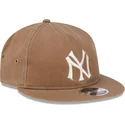 gorra-plana-marron-ajustable-9fifty-waxed-canvas-de-new-york-yankees-mlb-de-new-era