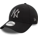 gorra-curva-negra-ajustable-9forty-seasonal-infill-de-new-york-yankees-mlb-de-new-era