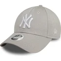 gorra-curva-gris-ajustable-para-mujer-9forty-glitter-de-new-york-yankees-mlb-de-new-era