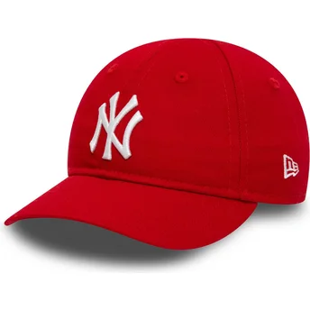 Gorra curva roja ajustable para niño 9FORTY League Essential Inf de New York Yankees MLB de New Era