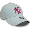 gorra-curva-azul-claro-ajustable-para-mujer-con-logo-rosa-9forty-denim-icon-heart-de-new-york-yankees-mlb-de-new-era