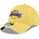 gorra-curva-amarilla-ajustable-9twenty-washed-contrast-de-los-angeles-lakers-nba-de-new-era