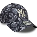 gorra-curva-negra-ajustable-9forty-all-over-print-de-new-york-yankees-mlb-de-new-era