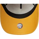 gorra-trucker-amarilla-con-logo-amarillo-a-frame-league-essential-de-new-york-yankees-mlb-de-new-era
