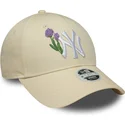 gorra-curva-beige-ajustable-para-mujer-9forty-beaded-de-new-york-yankees-mlb-de-new-era