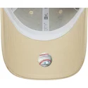 gorra-curva-beige-ajustable-para-mujer-9forty-beaded-de-new-york-yankees-mlb-de-new-era