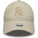 gorra-curva-beige-ajustable-para-mujer-con-logo-beige-9twenty-linen-de-new-york-yankees-mlb-de-new-era