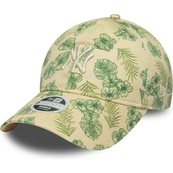 Gorra curva beige ajustable para mujer 9TWENTY All Over Print Tropical de New York Yankees MLB de New Era