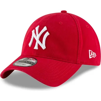 Gorra curva roja ajustable 9TWENTY Core Classic de New York Yankees MLB de New Era