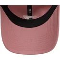gorra-curva-rosa-ajustable-con-logo-rosa-9twenty-seasonal-de-mclaren-racing-formula-1-de-new-era