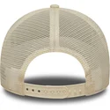 gorra-trucker-beige-para-mujer-a-frame-league-essential-de-new-york-yankees-mlb-de-new-era