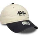 gorra-curva-beige-y-azul-marino-ajustable-para-mujer-9twenty-de-new-era