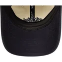 gorra-curva-beige-y-azul-marino-ajustable-para-mujer-9twenty-de-new-era