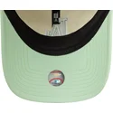 gorra-curva-beige-y-verde-ajustable-para-mujer-9twenty-world-series-cooperstown-de-los-angeles-dodgers-mlb-de-new-era
