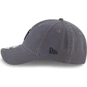 gorra-curva-gris-ajustable-con-logo-azul-9twenty-core-classics-de-new-york-yankees-mlb-de-new-era