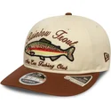 gorra-curva-marron-ajustable-9fifty-retro-crown-outdoor-fishing-club-de-new-era