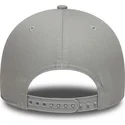 gorra-curva-gris-snapback-9forty-core-de-ufc-ultimate-fighting-championship-de-new-era
