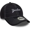 gorra-curva-azul-marino-ajustable-9twenty-contrast-stitch-de-new-york-yankees-mlb-de-new-era